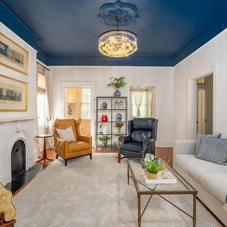 Charming Historic District Parlor Level Apartment Savannah Exterior photo